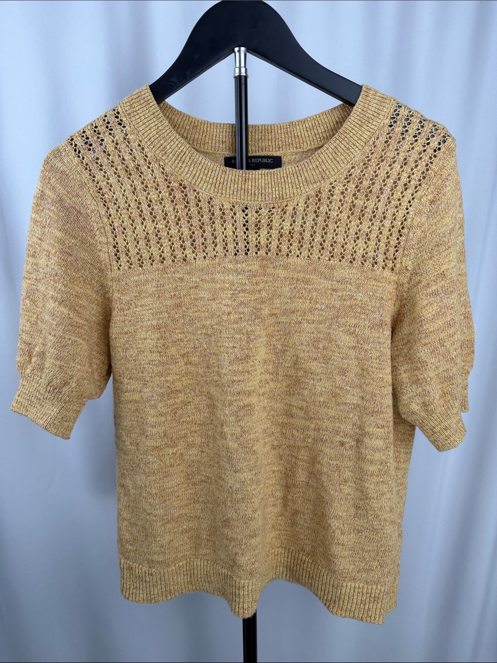 Banana Republic Marled Mustard Openwork Yoke Short-Sleeve Sweater Small